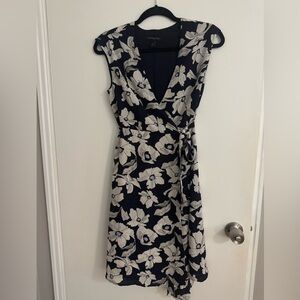 Women’s Banana Republic wrap dress size 0P